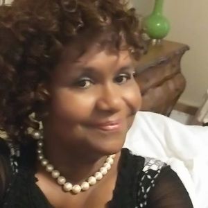 Meet your Posher, Lyndia faye